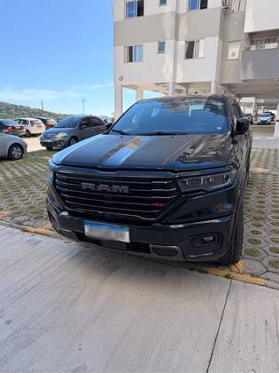 RAM RAMPAGE 2.0 HURRICANE 4 TURBO GASOLINA R/T 4X4 AUTOMÁTICO